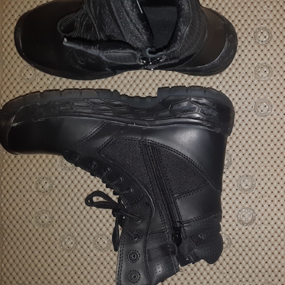 Baffin Men's boots size 8 - Picture 2 of 3